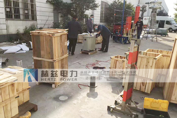 1000kVA/500KV變頻串聯(lián)諧振出廠調(diào)試