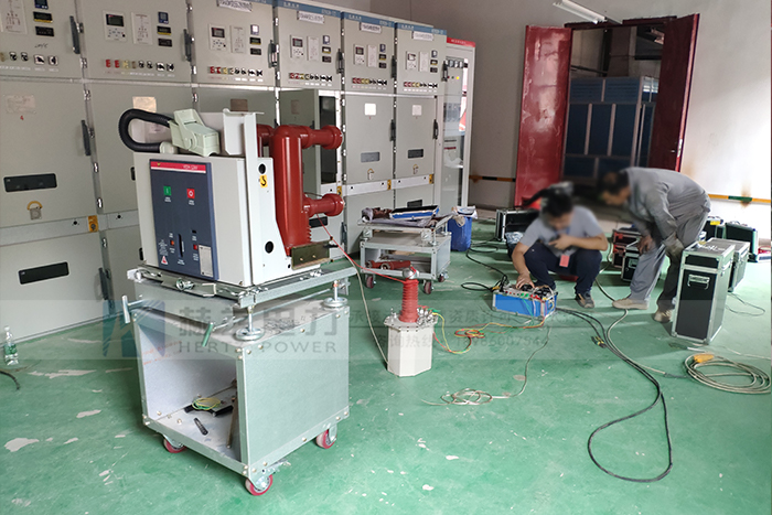 武漢赫茲電力合肥客戶一批五級(jí)承試電力設(shè)備現(xiàn)場(chǎng)項(xiàng)目驗(yàn)收